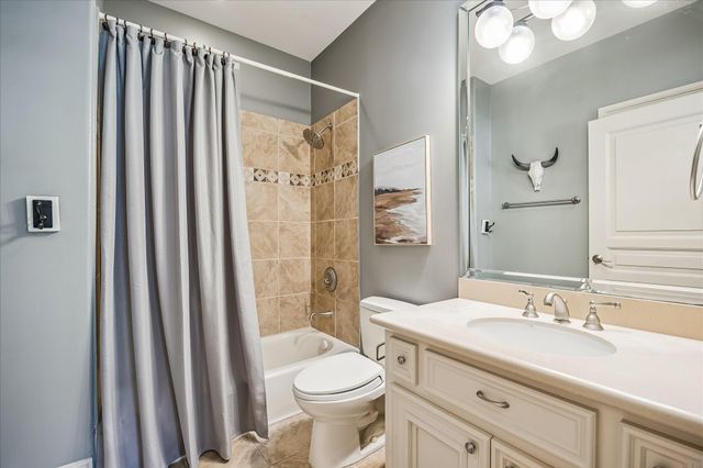 8614 Westview Drive, Houston, TX 77055