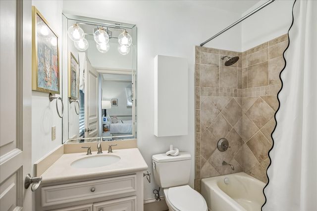 8614 Westview Drive, Houston, TX 77055
