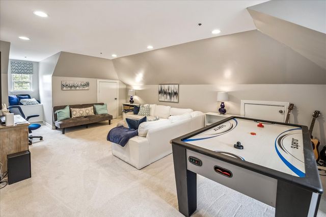 8614 Westview Drive, Houston, TX 77055