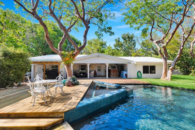 145 Plantation Boulevard, Plantation Key, FL 33036