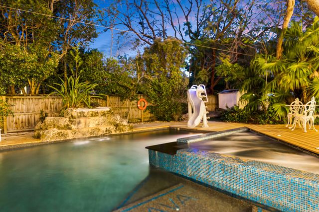 145 Plantation Boulevard, Plantation Key, FL 33036