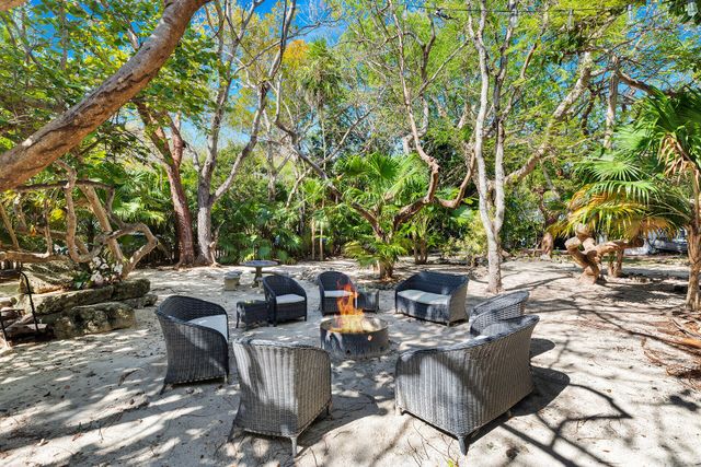 145 Plantation Boulevard, Plantation Key, FL 33036