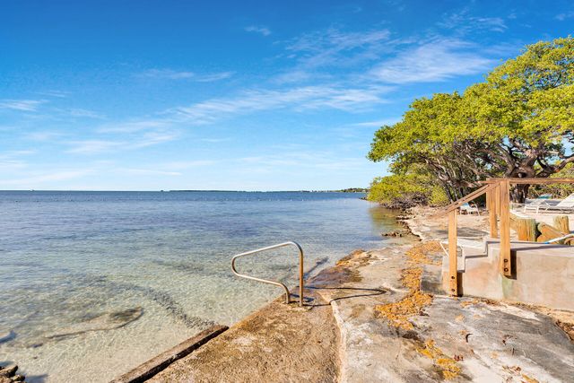 145 Plantation Boulevard, Plantation Key, FL 33036