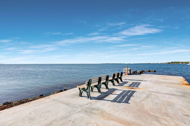 145 Plantation Boulevard, Plantation Key, FL 33036