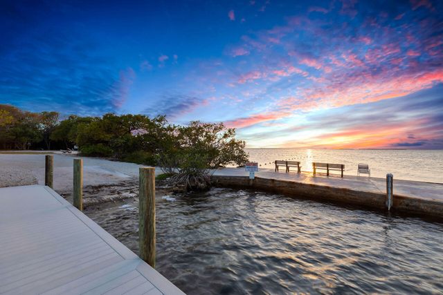 145 Plantation Boulevard, Plantation Key, FL 33036