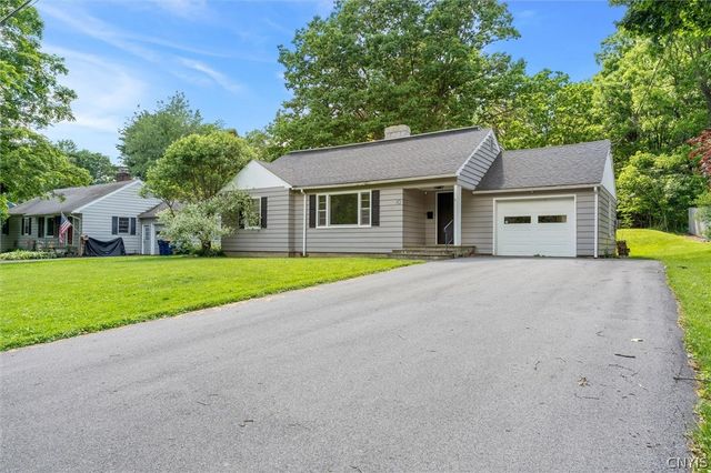10 South Ten Eyck Avenue, Cazenovia, NY 13035