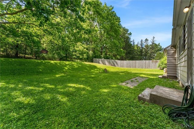 10 South Ten Eyck Avenue, Cazenovia, NY 13035