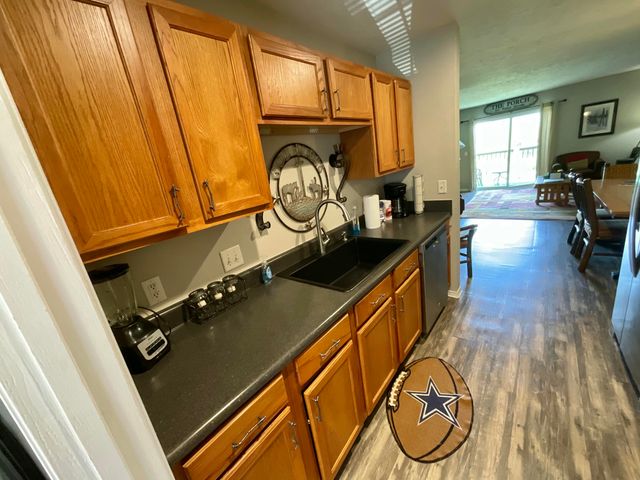 2954 Vineyards Parkway, 6, Branson, MO 65616