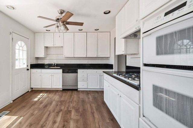 1121 Abbot Lane, University Park, IL 60484