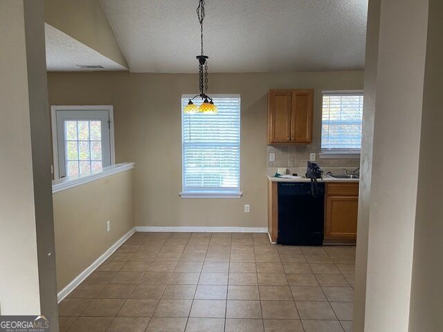 713 Burtons Cove, Hampton, GA 30228