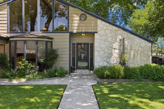 1435 E ZIPP RD, New Braunfels, TX 78130