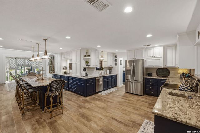 1435 E ZIPP RD, New Braunfels, TX 78130