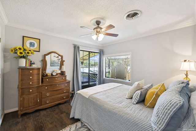 1435 E ZIPP RD, New Braunfels, TX 78130