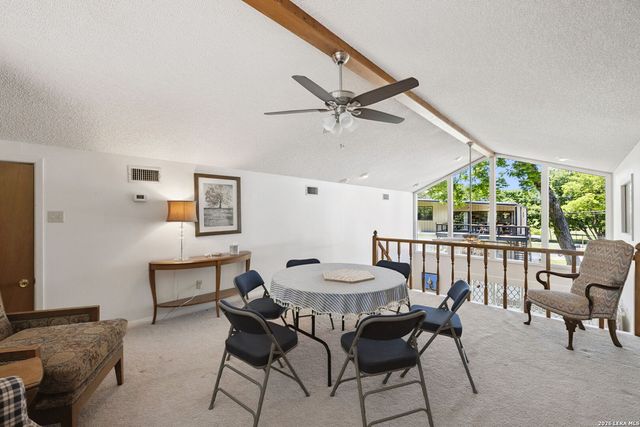 1435 E ZIPP RD, New Braunfels, TX 78130