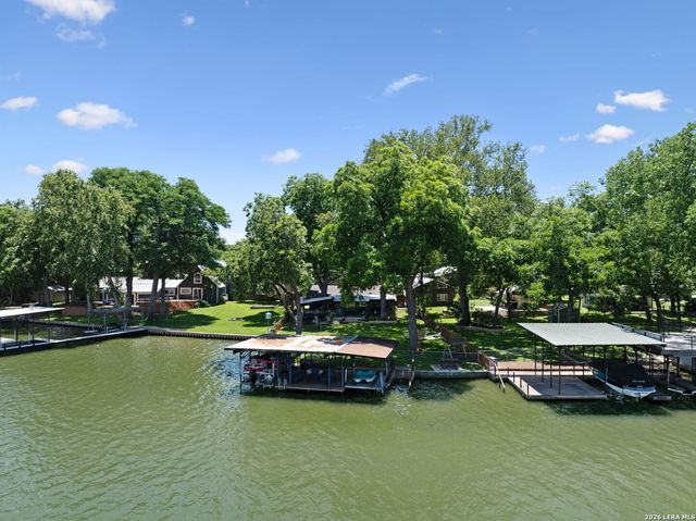 1435 E ZIPP RD, New Braunfels, TX 78130