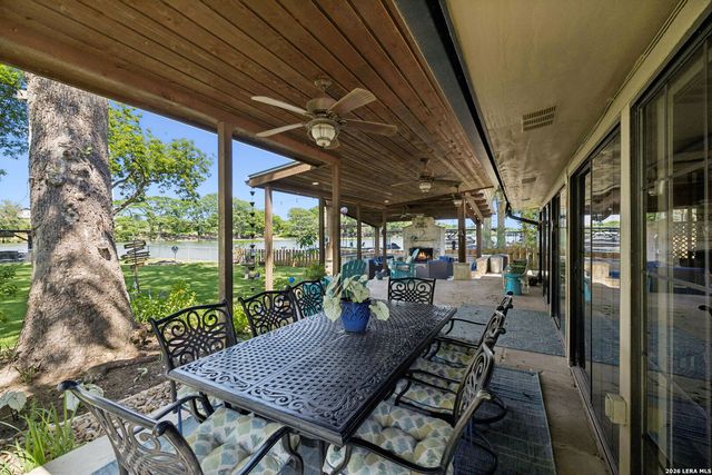 1435 E ZIPP RD, New Braunfels, TX 78130