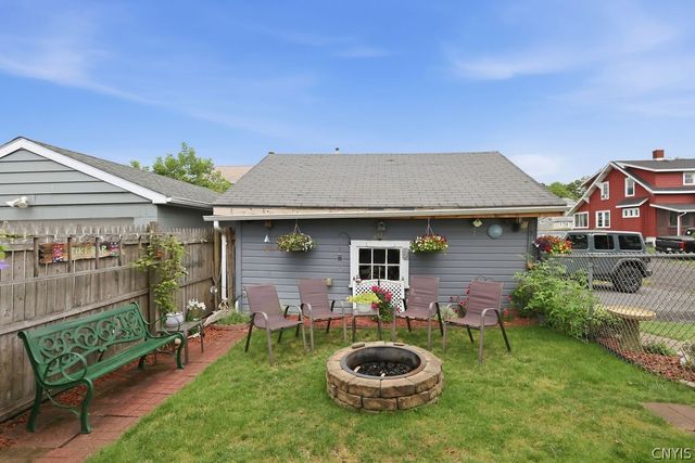 300 Malverne Drive, Syracuse, NY 13208