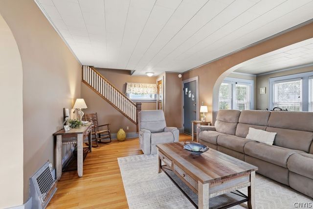 300 Malverne Drive, Syracuse, NY 13208