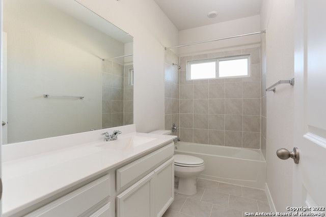 545 BLUE STEM RD, New Braunfels, TX 78130