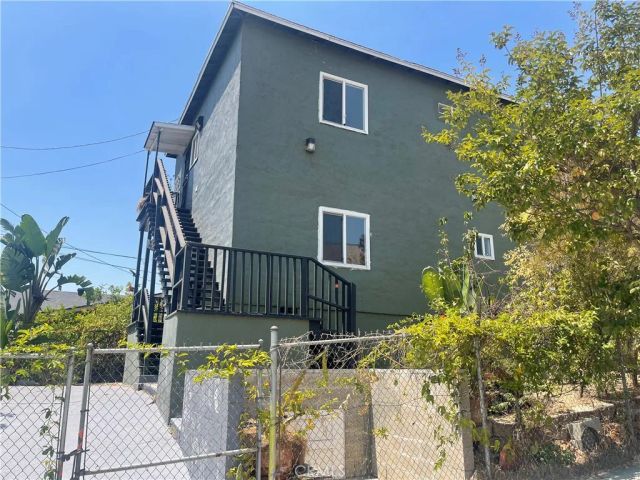 704 S Soto, Los Angeles, CA 90023