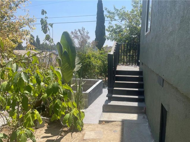 704 S Soto, Los Angeles, CA 90023