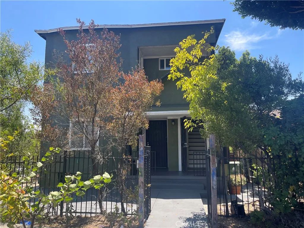 704 S Soto, Los Angeles, CA 90023