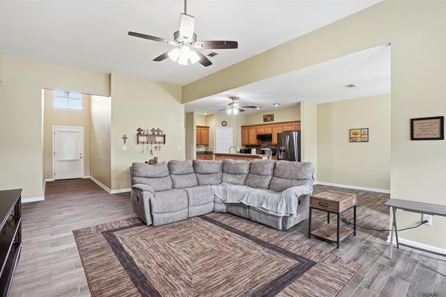 12376 Mimosa Dr, Denham Springs, LA 70726