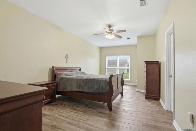 12376 Mimosa Dr, Denham Springs, LA 70726