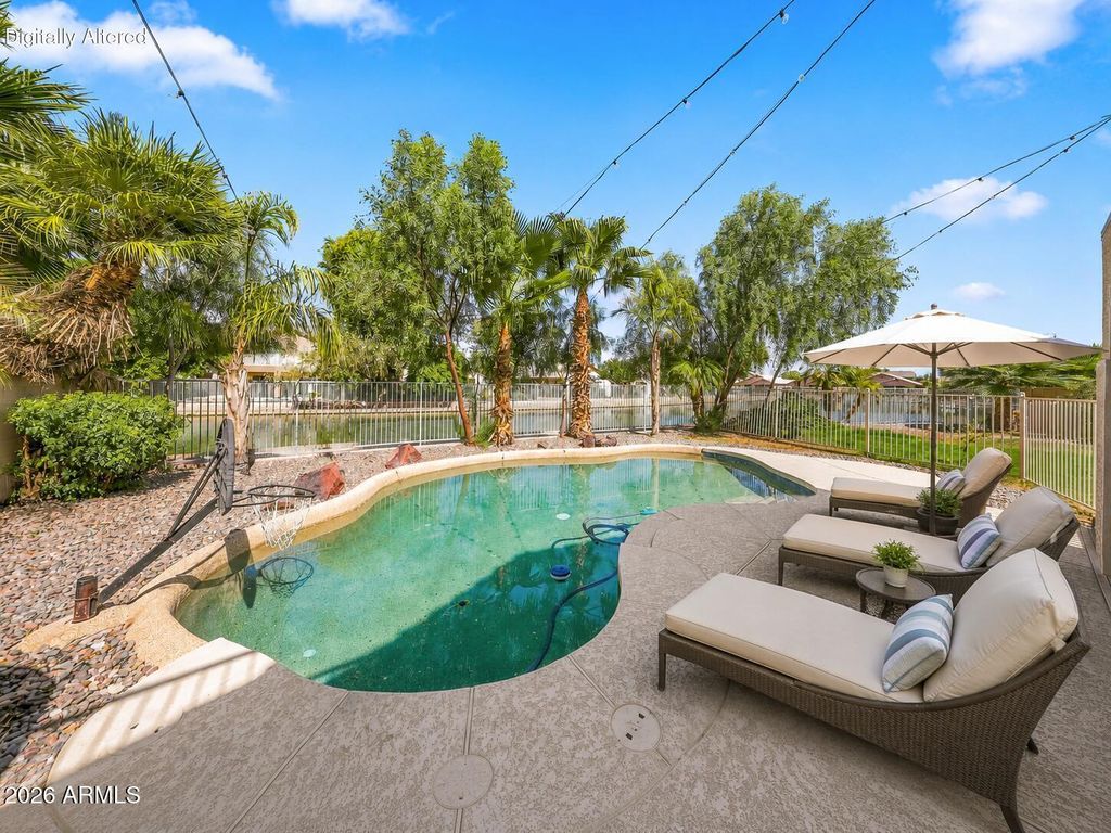 10828 W MONTE VISTA Road, Avondale, AZ 85392 — exterior