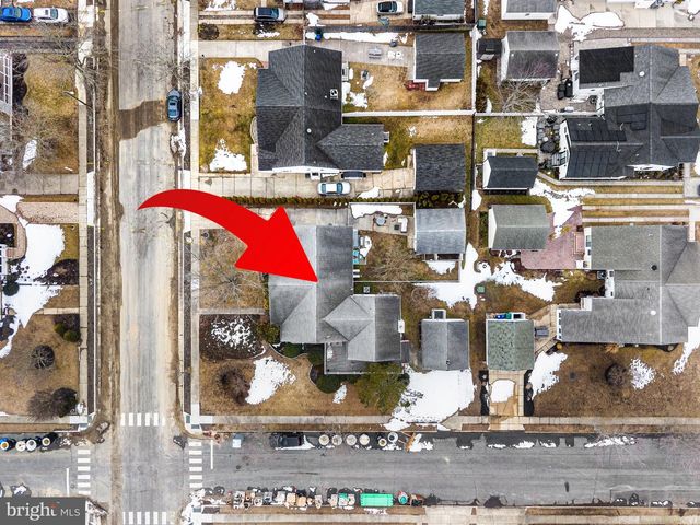 1261 ILLINOIS AVE, Cape May, NJ 08204