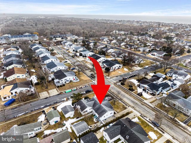 1261 ILLINOIS AVE, Cape May, NJ 08204