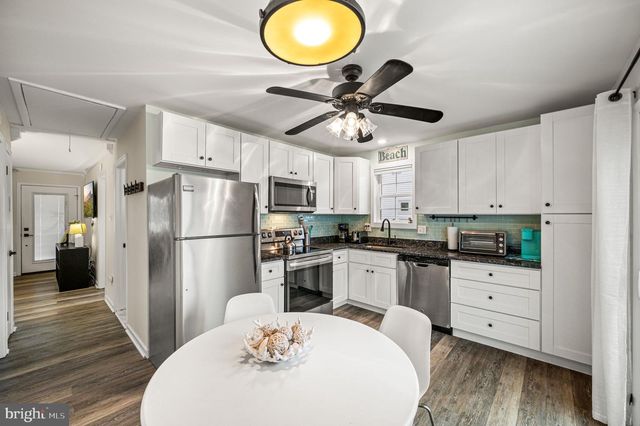 1261 ILLINOIS AVE, Cape May, NJ 08204