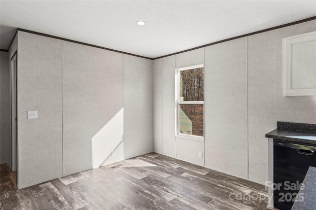 251 Center Lane 2, Thurmond, NC 28683