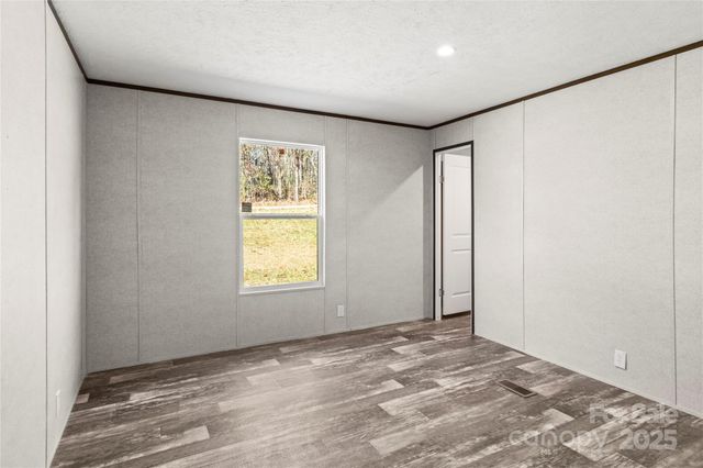 251 Center Lane 2, Thurmond, NC 28683