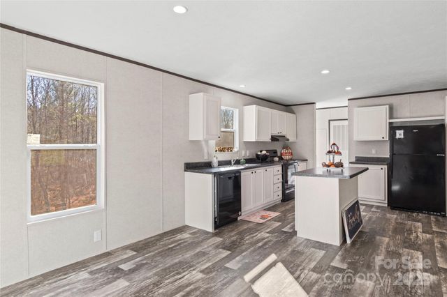 251 Center Lane 2, Thurmond, NC 28683