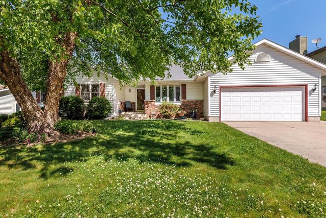 3625 Bentwood PLACE, La Crosse, WI 54601