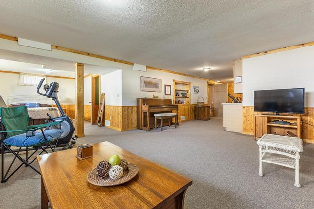 3625 Bentwood PLACE, La Crosse, WI 54601