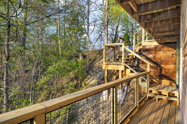 421 Alpine Dr, Smithville, TN 37166