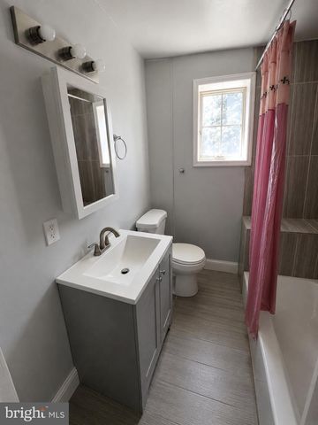 4684 HAWTHORNE ST, Philadelphia, PA 19124