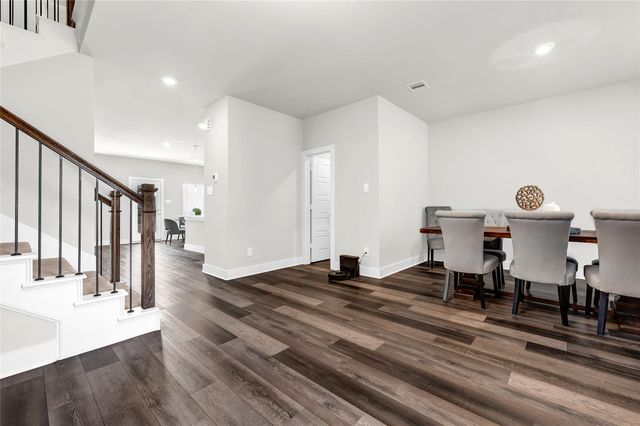 9702 Migrant Hawker Court, Conroe, TX 77385