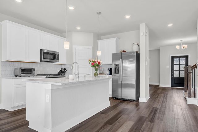 9702 Migrant Hawker Court, Conroe, TX 77385