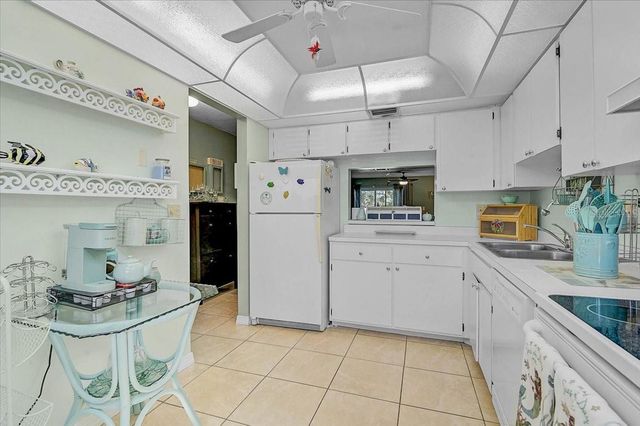 93 BOUNDARY BOULEVARD 303, Rotonda West, FL 33947