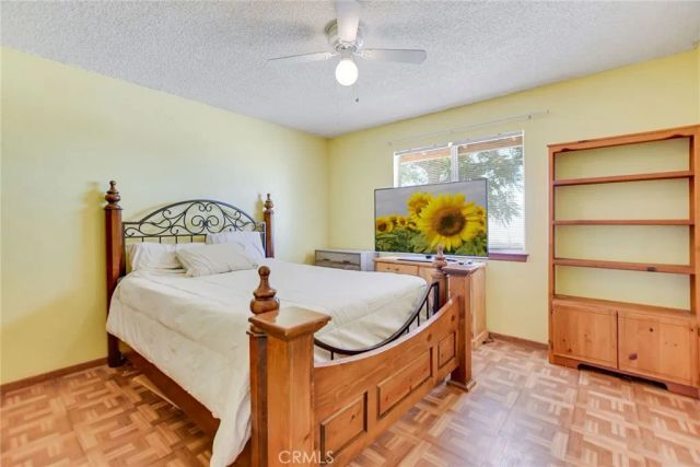 21495 Minodoka Road, Apple Valley, CA 92308