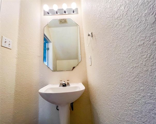 505 Shant ST, Austin, TX 78748
