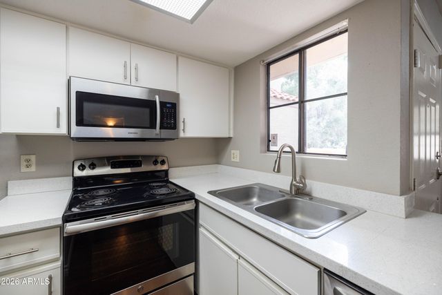 2855 S EXTENSION Road S 237, Mesa, AZ 85210