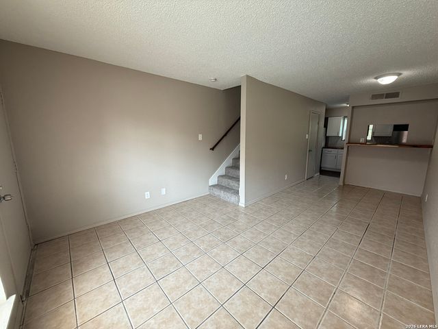 3243 Nacogdoches Rd Apt 1206, San Antonio, TX 78217