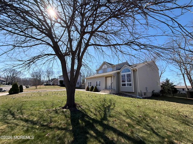 759 Tall Oaks Drive, Brick, NJ 08724