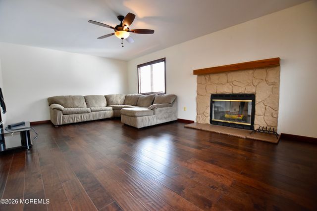 759 Tall Oaks Drive, Brick, NJ 08724