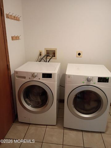 759 Tall Oaks Drive, Brick, NJ 08724