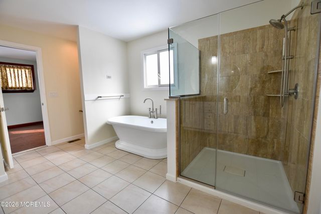 759 Tall Oaks Drive, Brick, NJ 08724